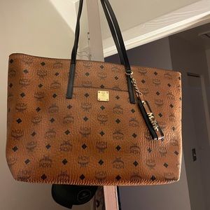MCM tote